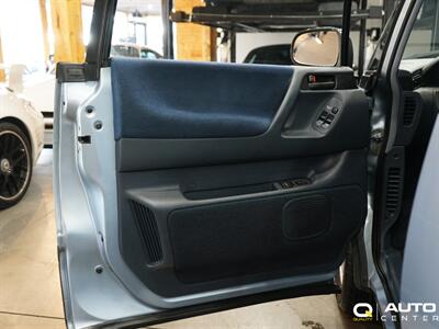 1992 Toyota Previa LE   - Photo 8 - Lynnwood, WA 98036