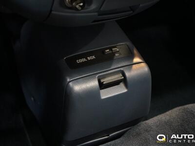 1992 Toyota Previa LE   - Photo 14 - Lynnwood, WA 98036