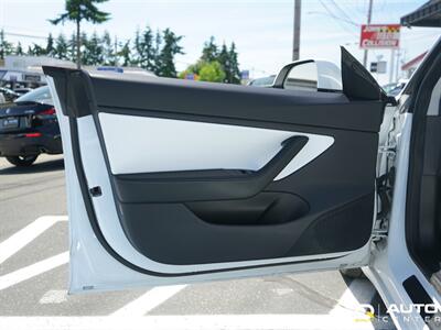 2021 Tesla Model 3 Performance   - Photo 14 - Lynnwood, WA 98036