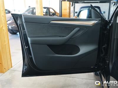 2024 Tesla Model Y Long Range   - Photo 12 - Lynnwood, WA 98036
