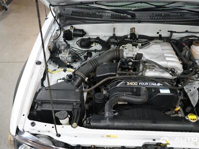 2004 Toyota Tacoma Base V6   - Photo 12 - Lynnwood, WA 98036