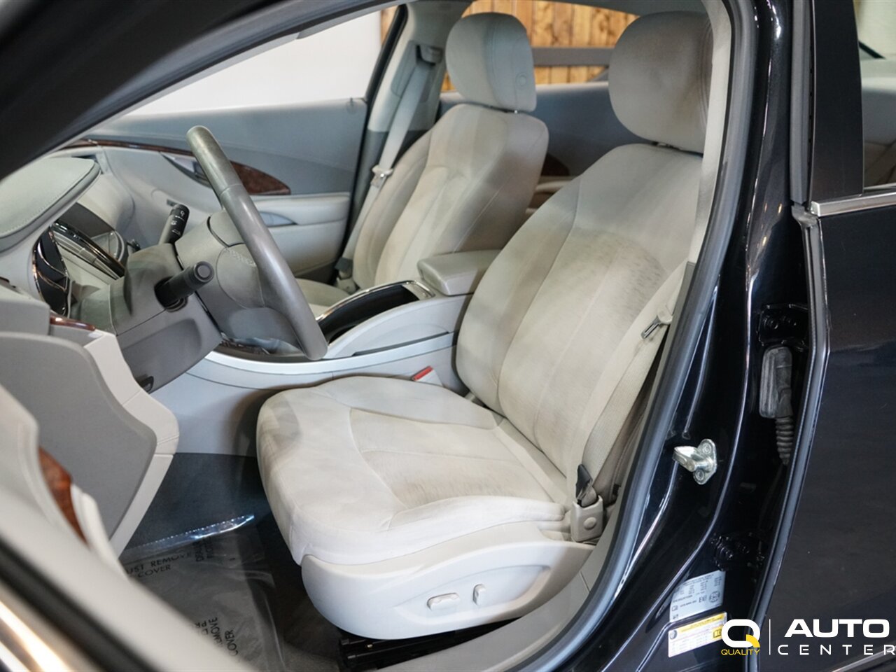 2010 Buick LaCrosse CX - Photo 9 - Lynnwood, WA 98036