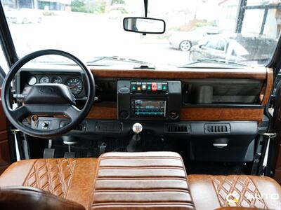 1987 Land Rover Defender   - Photo 33 - Lynnwood, WA 98036