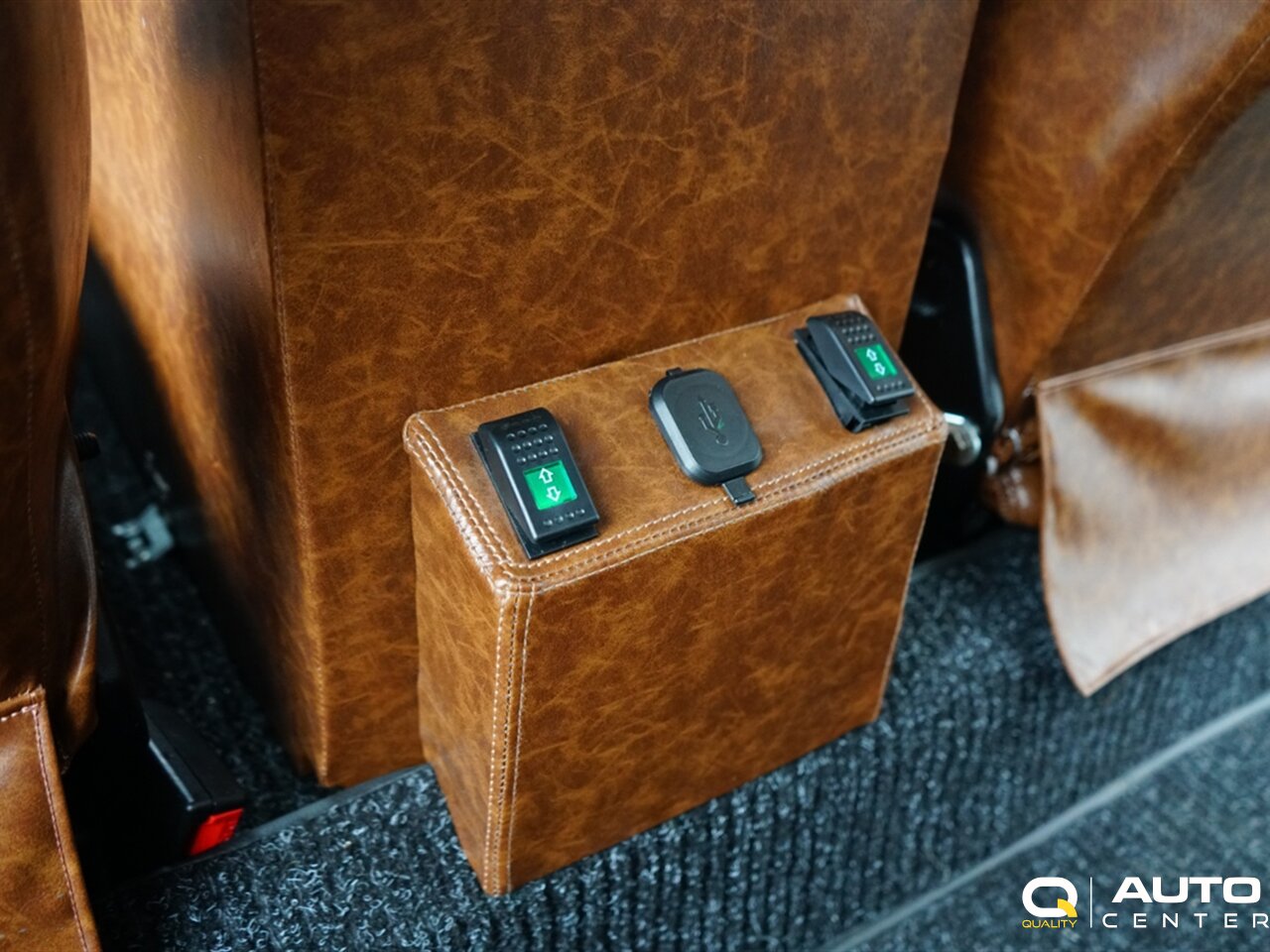 1987 Land Rover Defender - Photo 49 - Lynnwood, WA 98036
