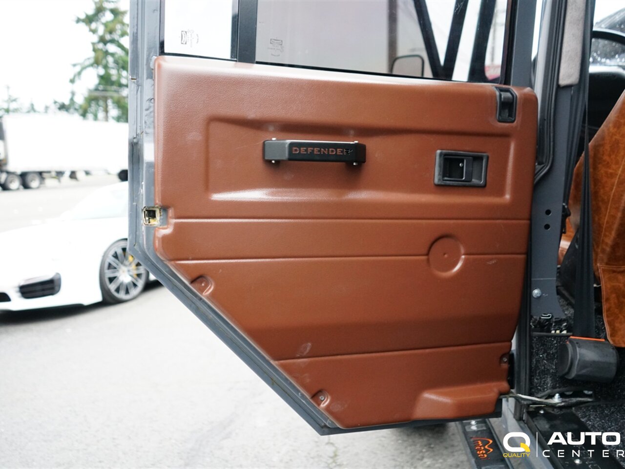 1987 Land Rover Defender - Photo 21 - Lynnwood, WA 98036