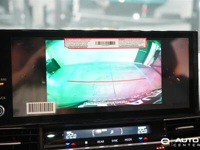 2025 Toyota Sienna XLE 8 Passenger   - Photo 22 - Lynnwood, WA 98036