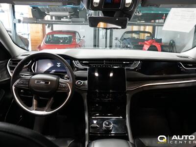 2023 Jeep Grand Cherokee Limited   - Photo 26 - Lynnwood, WA 98036