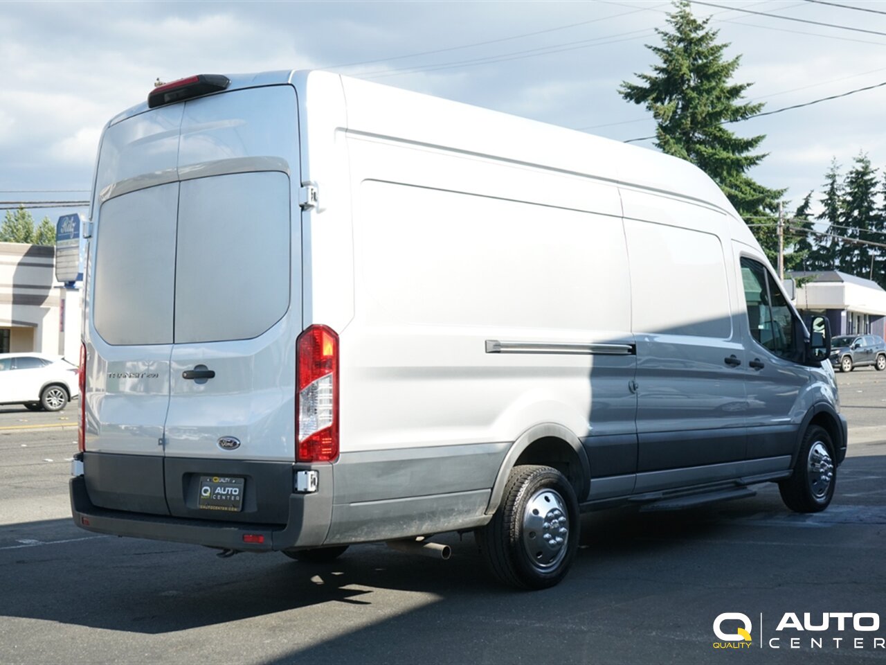 2023 Ford Transit - Photo 5 - Lynnwood, WA 98036