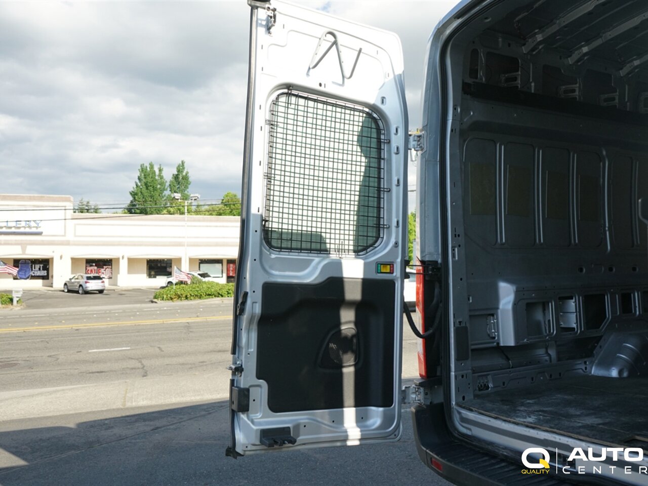 2023 Ford Transit - Photo 33 - Lynnwood, WA 98036