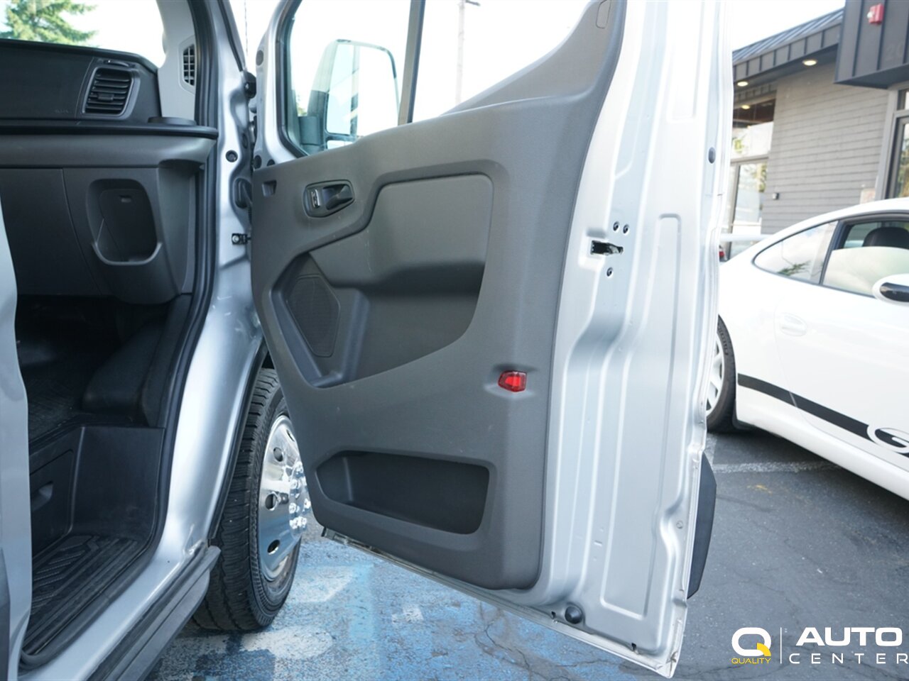 2023 Ford Transit - Photo 11 - Lynnwood, WA 98036