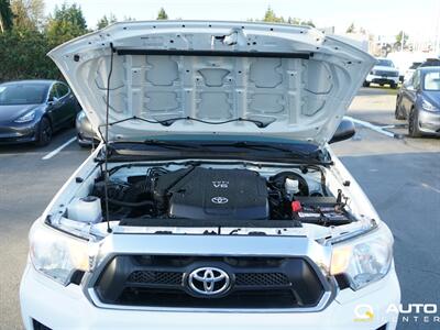 2015 Toyota Tacoma Base V6   - Photo 10 - Lynnwood, WA 98036