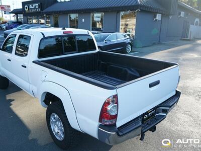 2015 Toyota Tacoma Base V6   - Photo 6 - Lynnwood, WA 98036