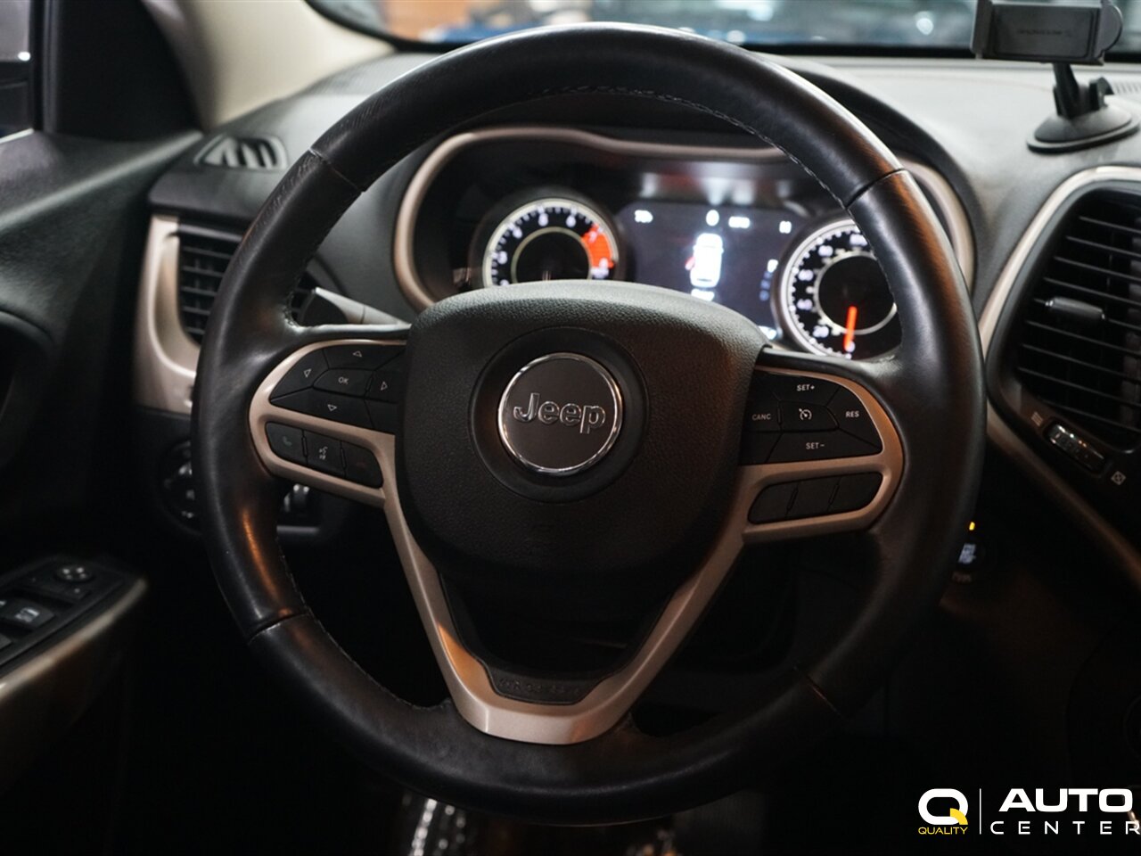 2017 Jeep Cherokee Limited - Photo 14 - Lynnwood, WA 98036