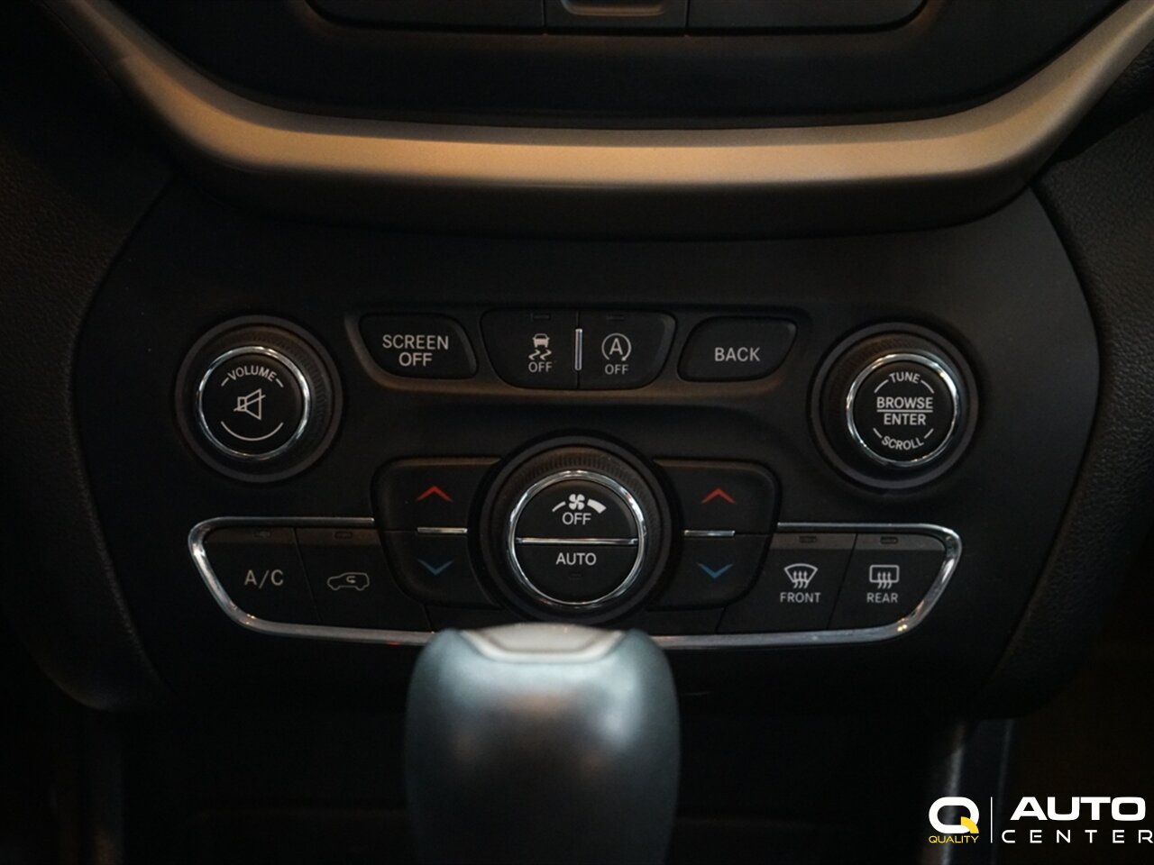 2017 Jeep Cherokee Limited - Photo 16 - Lynnwood, WA 98036