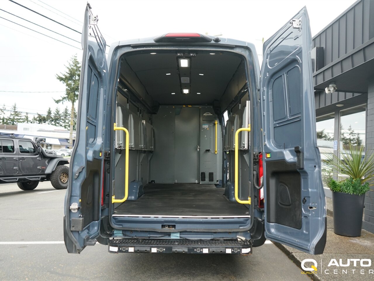 2021 Ford Transit - Photo 8 - Lynnwood, WA 98036