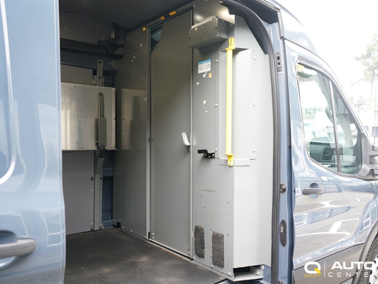 2021 Ford Transit - Photo 6 - Lynnwood, WA 98036
