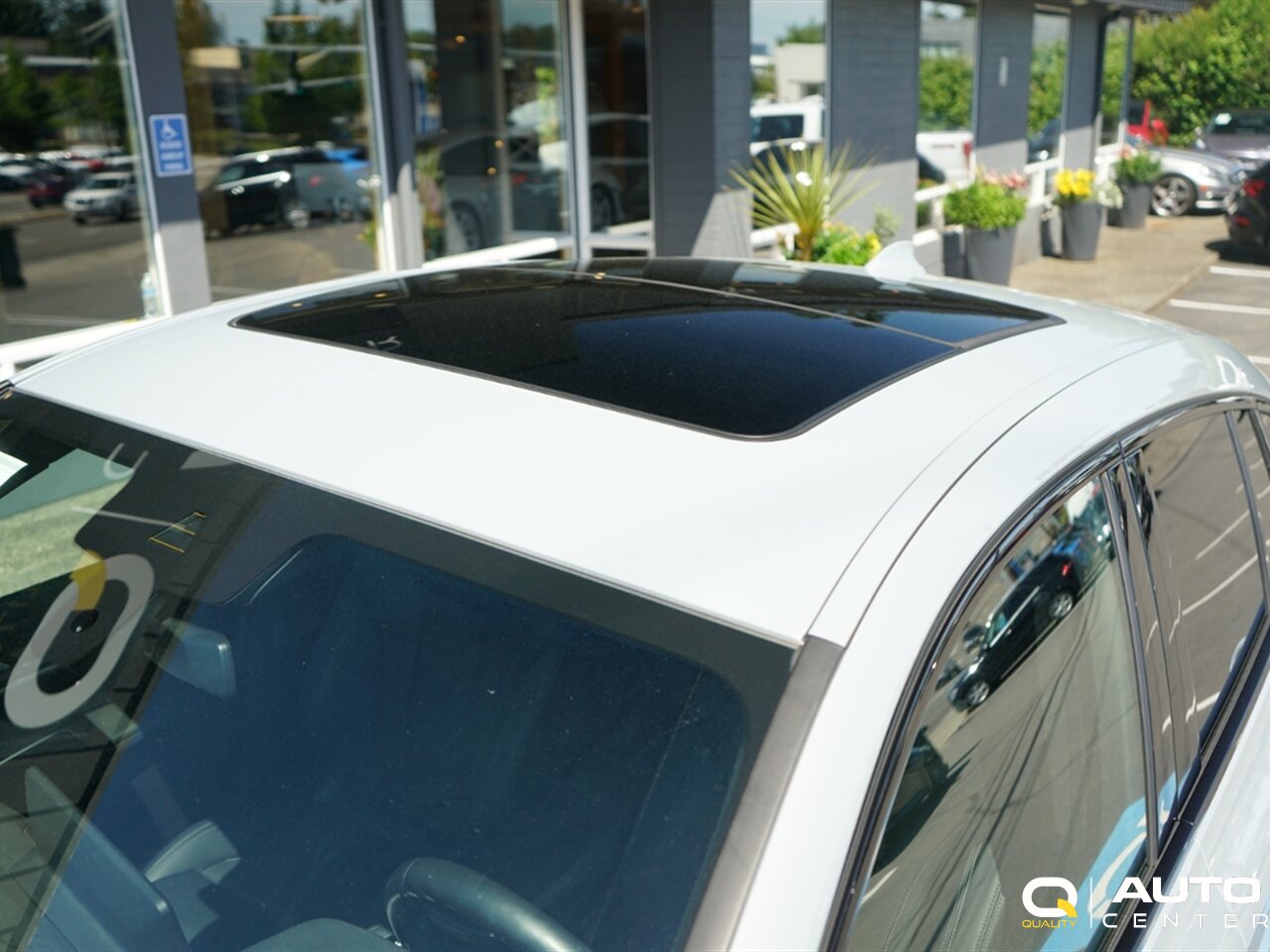 2024 BMW X4 xDrive30i - Photo 10 - Lynnwood, WA 98036