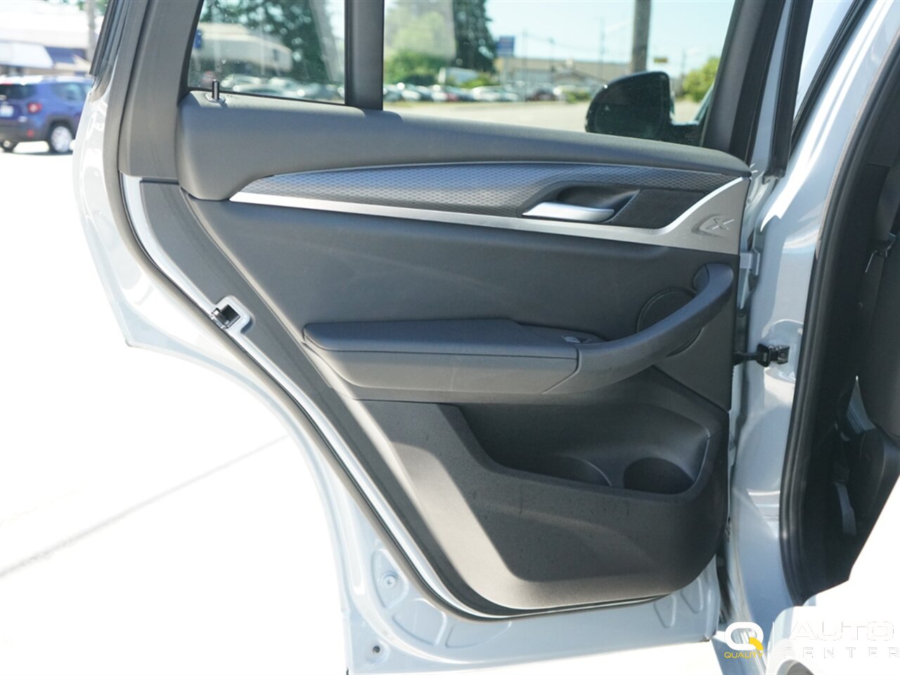 2024 BMW X4 xDrive30i - Photo 24 - Lynnwood, WA 98036