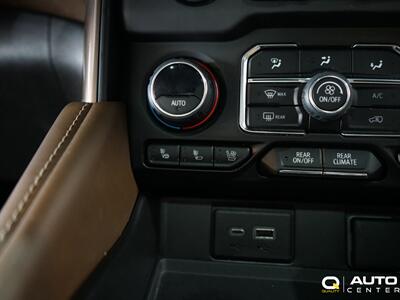 2023 Chevrolet Tahoe High Country   - Photo 22 - Lynnwood, WA 98036