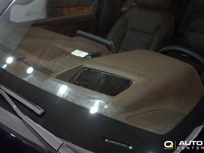 2023 Chevrolet Tahoe High Country   - Photo 9 - Lynnwood, WA 98036