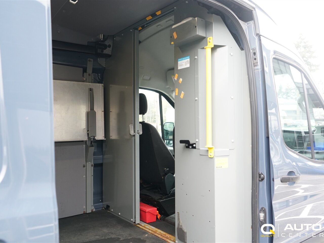 2022 Ford Transit - Photo 6 - Lynnwood, WA 98036