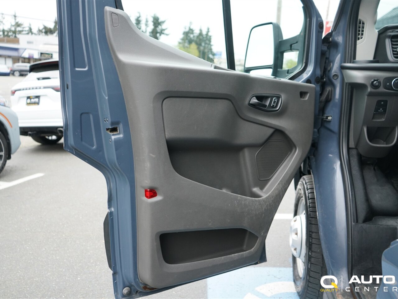 2022 Ford Transit - Photo 13 - Lynnwood, WA 98036
