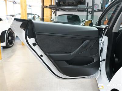 2022 Tesla Model 3   - Photo 22 - Lynnwood, WA 98036