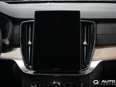 2026 Volvo XC90 B6 Plus Dark Theme   - Photo 21 - Lynnwood, WA 98036