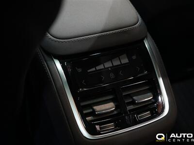2026 Volvo XC90 B6 Plus Dark Theme   - Photo 32 - Lynnwood, WA 98036