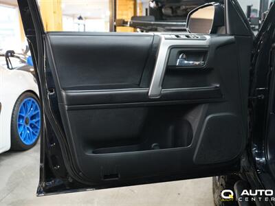 2016 Toyota 4Runner SR5   - Photo 13 - Lynnwood, WA 98036