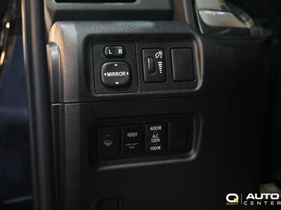 2016 Toyota 4Runner SR5   - Photo 25 - Lynnwood, WA 98036