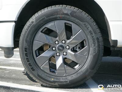 2023 Ford F-150 Lightning Lariat   - Photo 9 - Lynnwood, WA 98036