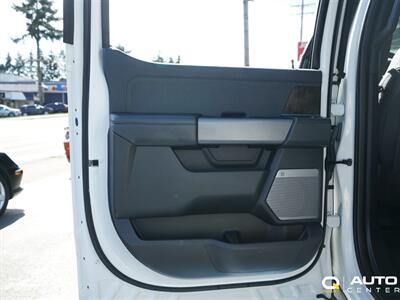 2023 Ford F-150 Lightning Lariat   - Photo 30 - Lynnwood, WA 98036