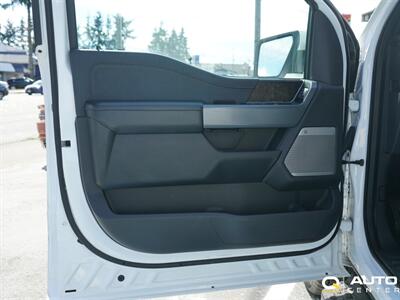 2023 Ford F-150 Lightning Lariat   - Photo 12 - Lynnwood, WA 98036