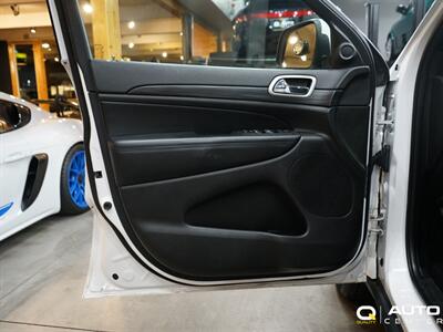 2020 Jeep Grand Cherokee Laredo E   - Photo 9 - Lynnwood, WA 98036