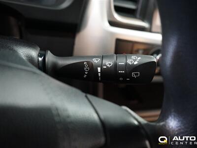 2019 Toyota Highlander LE   - Photo 28 - Lynnwood, WA 98036