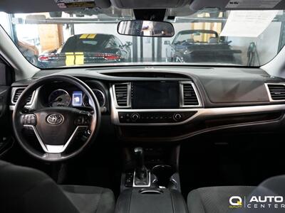 2019 Toyota Highlander LE   - Photo 25 - Lynnwood, WA 98036