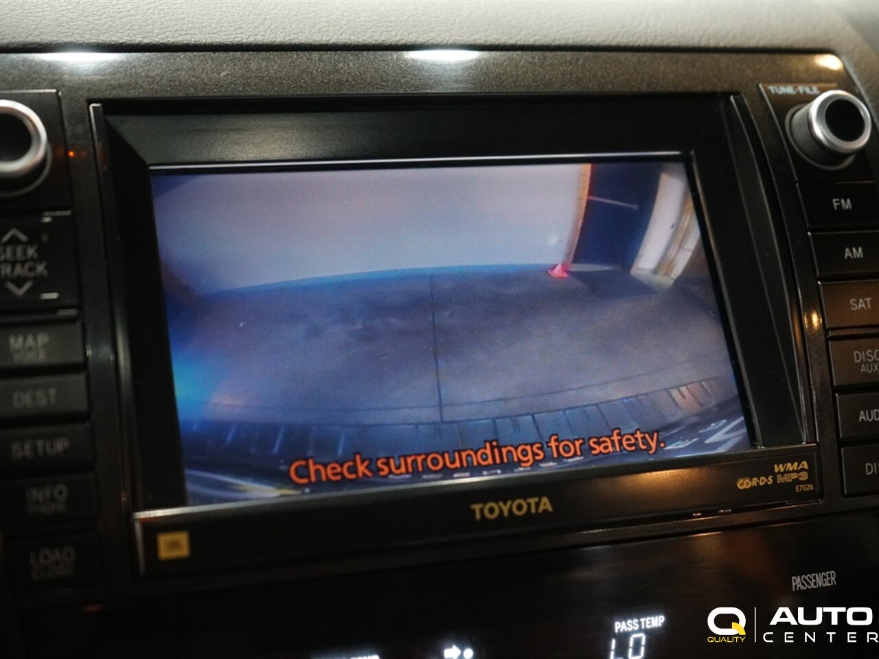 2010 Toyota Sequoia Platinum - Photo 22 - Lynnwood, WA 98036