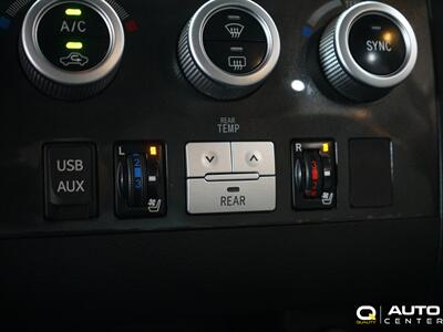 2010 Toyota Sequoia Platinum - Photo 24 - Lynnwood, WA 98036