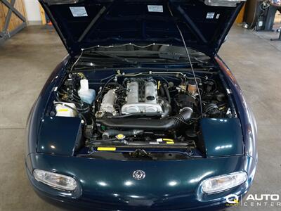 1996 Mazda MX-5 Miata   - Photo 15 - Lynnwood, WA 98036