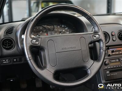 1996 Mazda MX-5 Miata   - Photo 27 - Lynnwood, WA 98036