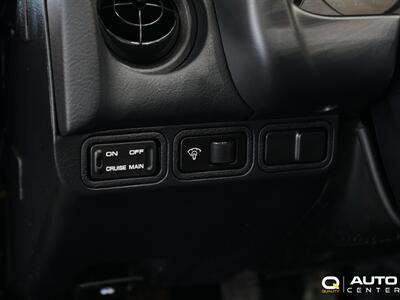 1996 Mazda MX-5 Miata   - Photo 28 - Lynnwood, WA 98036