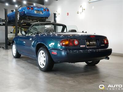 1996 Mazda MX-5 Miata   - Photo 10 - Lynnwood, WA 98036