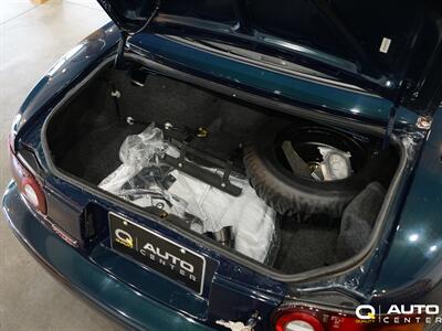 1996 Mazda MX-5 Miata   - Photo 34 - Lynnwood, WA 98036