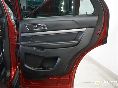 2018 Ford Explorer XLT   - Photo 20 - Lynnwood, WA 98036