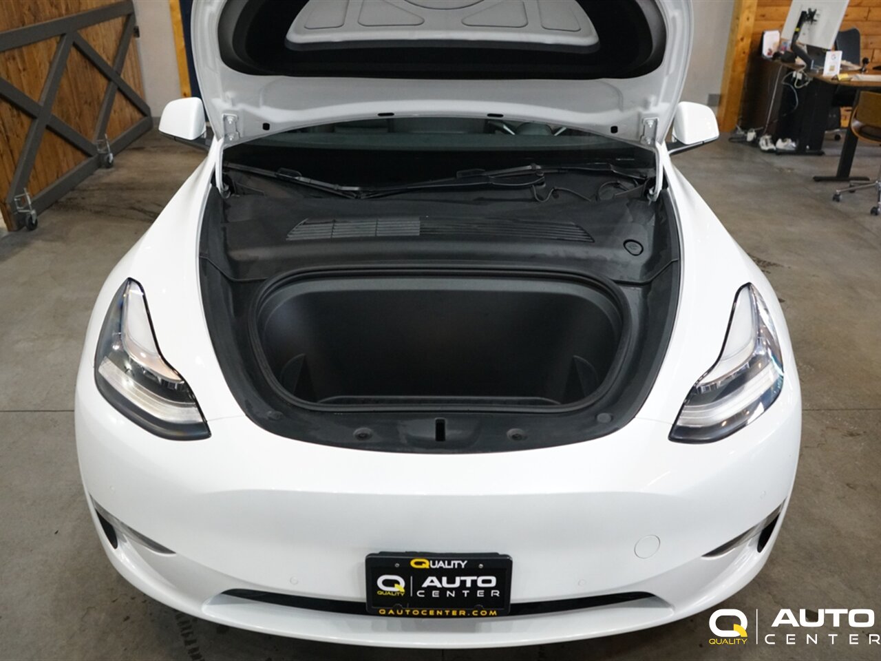 2021 Tesla Model Y Standard Range - Photo 8 - Lynnwood, WA 98036