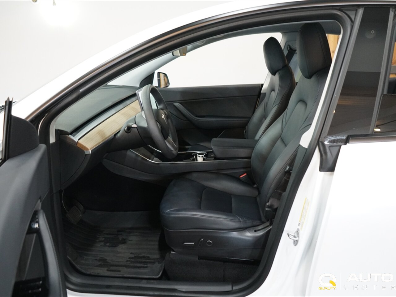 2021 Tesla Model Y Standard Range - Photo 11 - Lynnwood, WA 98036