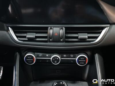 2017 Alfa Romeo Giulia Ti   - Photo 23 - Lynnwood, WA 98036