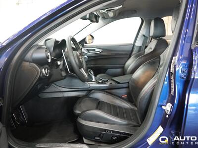 2017 Alfa Romeo Giulia Ti   - Photo 18 - Lynnwood, WA 98036