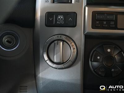 2003 Toyota 4Runner SR5   - Photo 33 - Lynnwood, WA 98036
